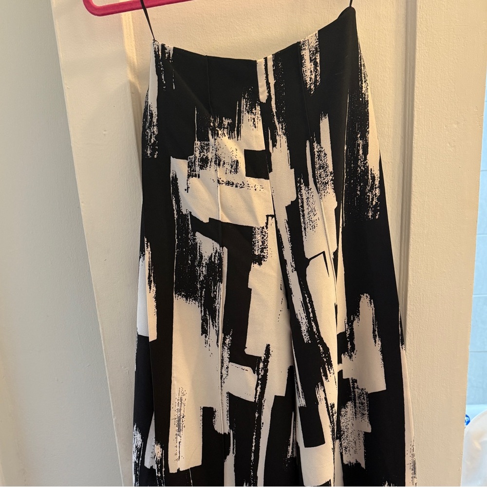 Solace high waste  Black and White cut out pants
